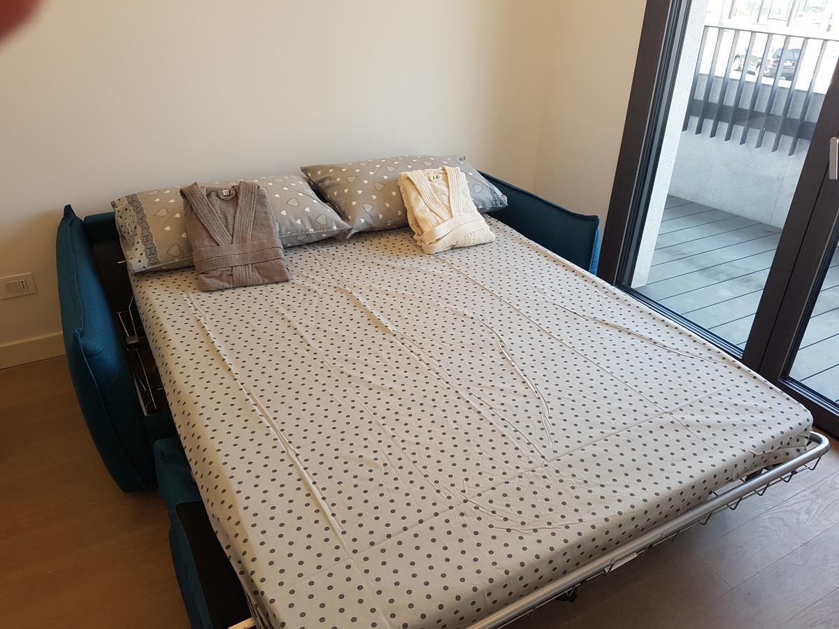 Viale Severino Boezio 20 *