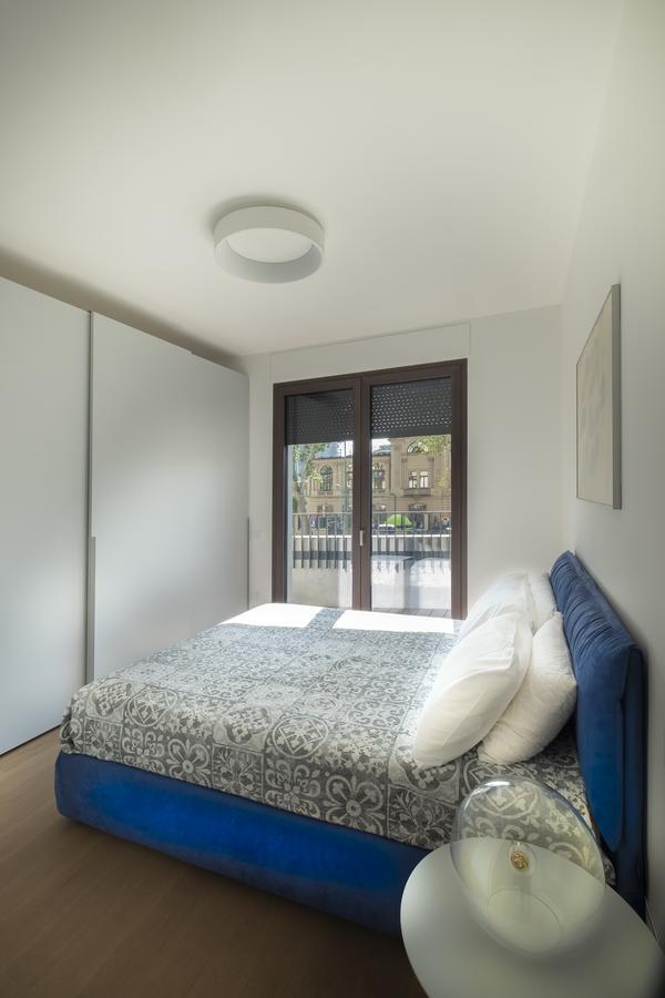 Viale Severino Boezio 20 *